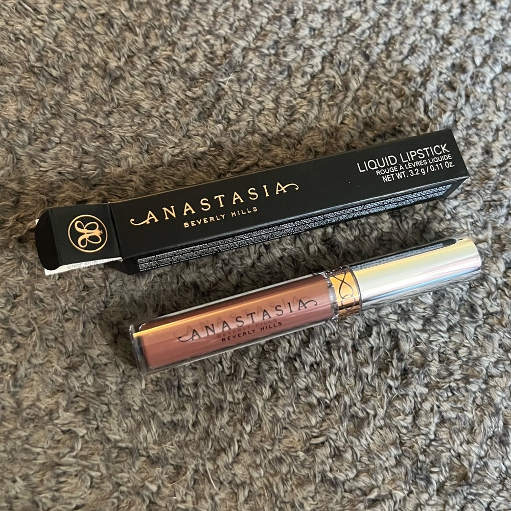 Anastasia Beverly Hills liquid lipstick